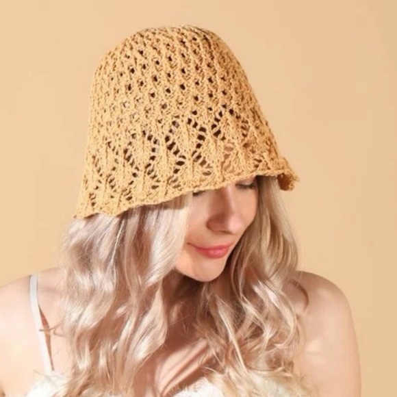 New hollow out bucket hat - Picture 3 of 3